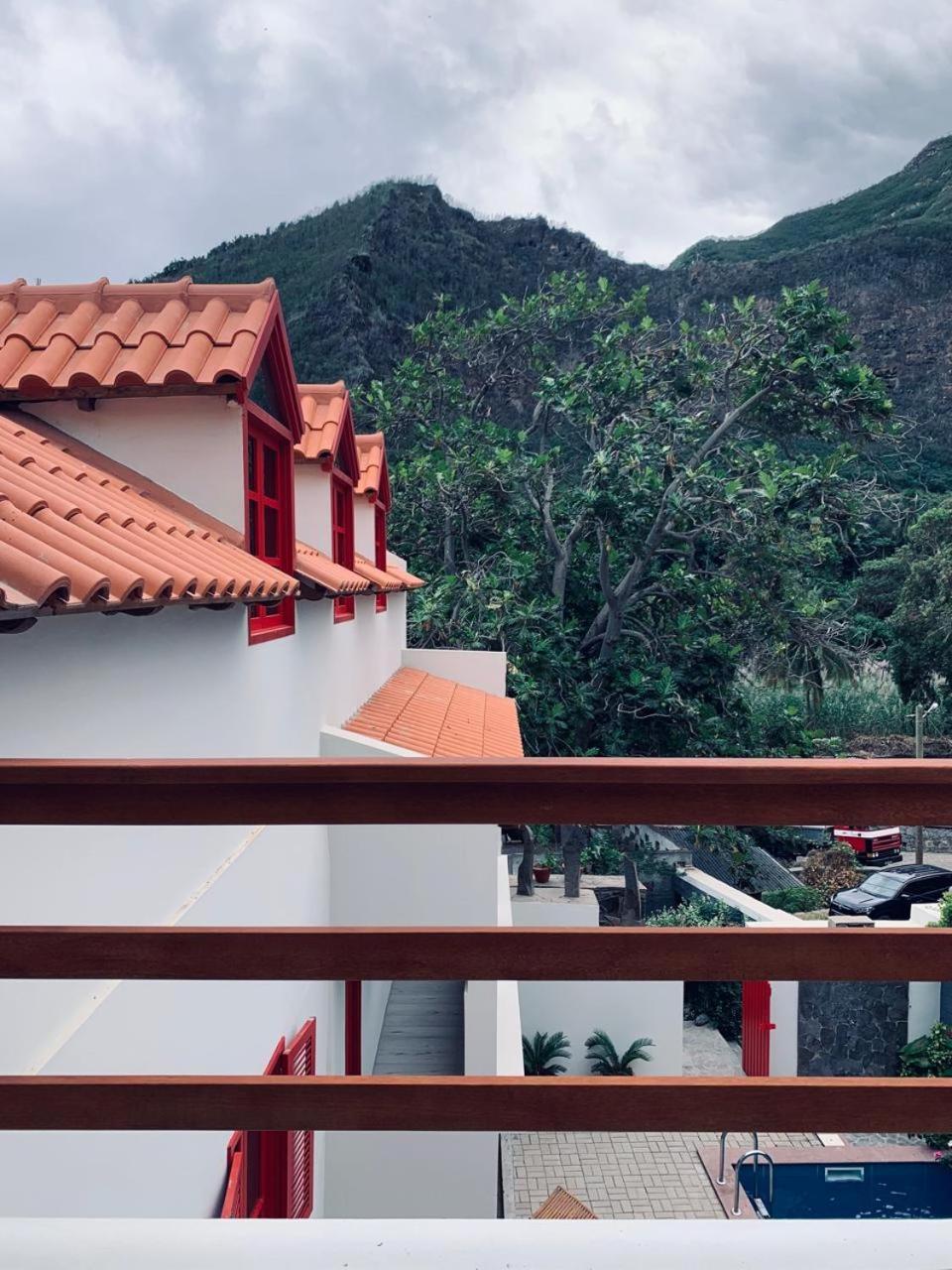 Kasa Wahnon Villa Pombas Luaran gambar