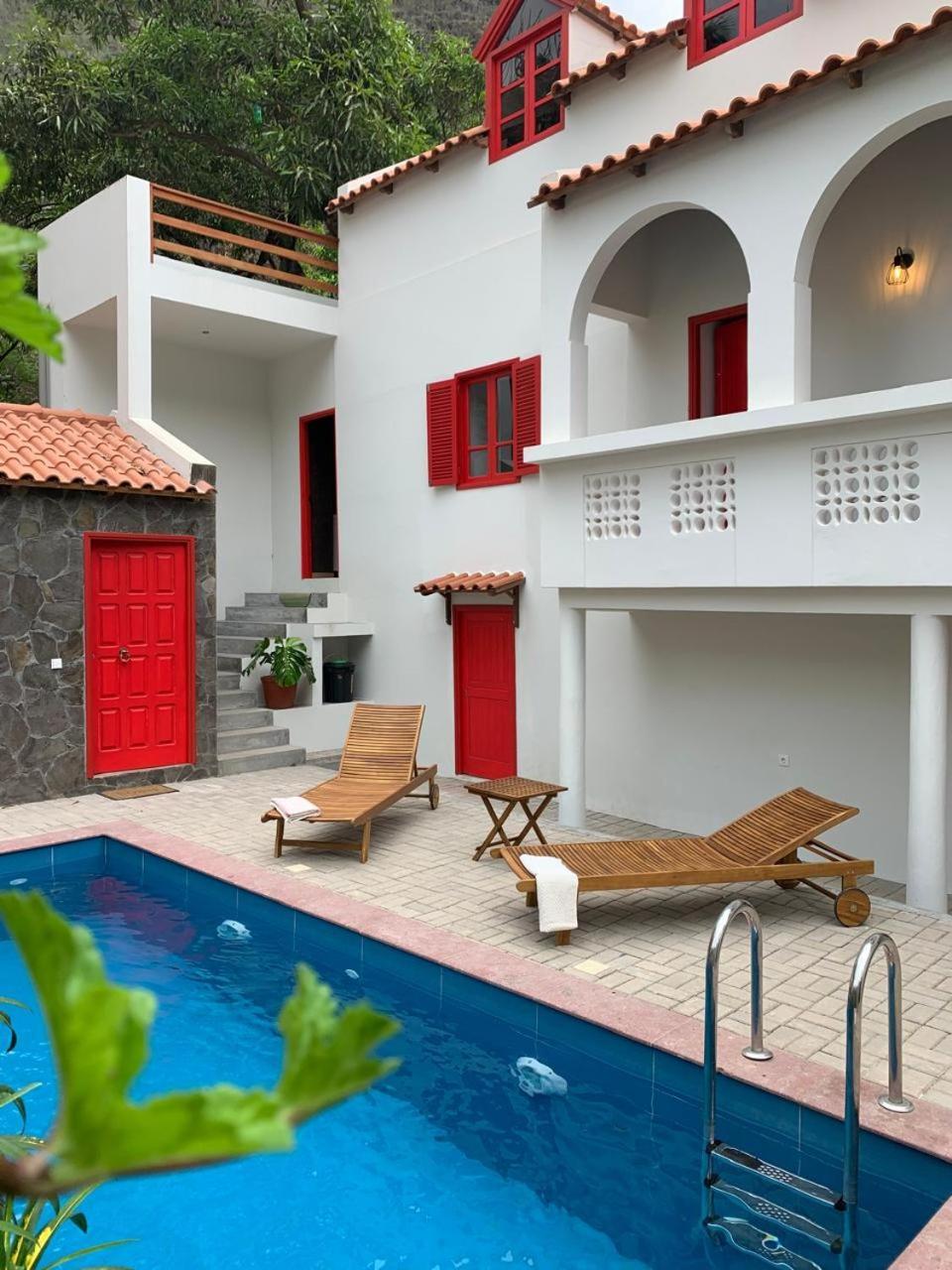 Kasa Wahnon Villa Pombas Luaran gambar