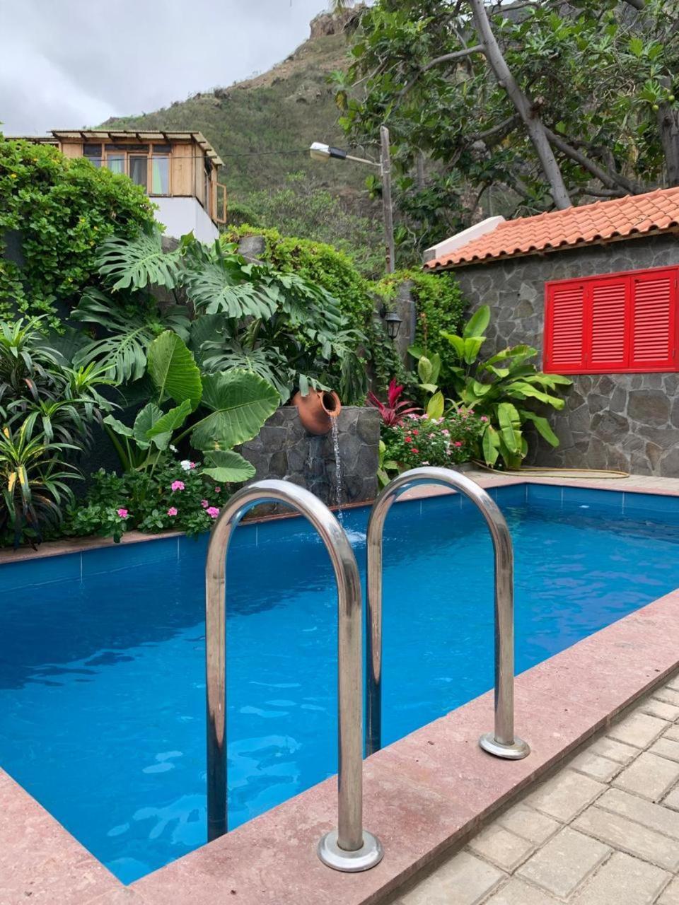 Kasa Wahnon Villa Pombas Luaran gambar